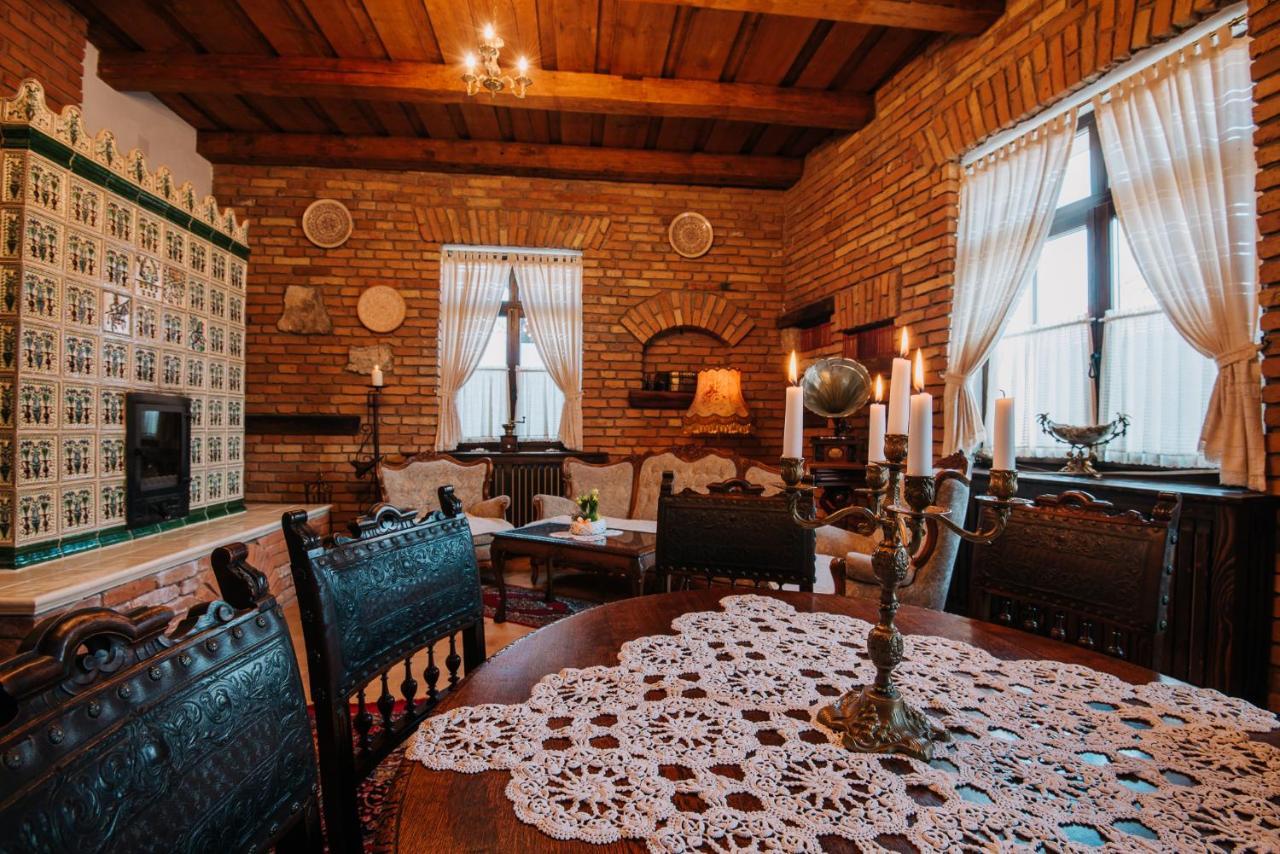 Molnos Kuria Pension โครุนด์ ภายนอก รูปภาพ